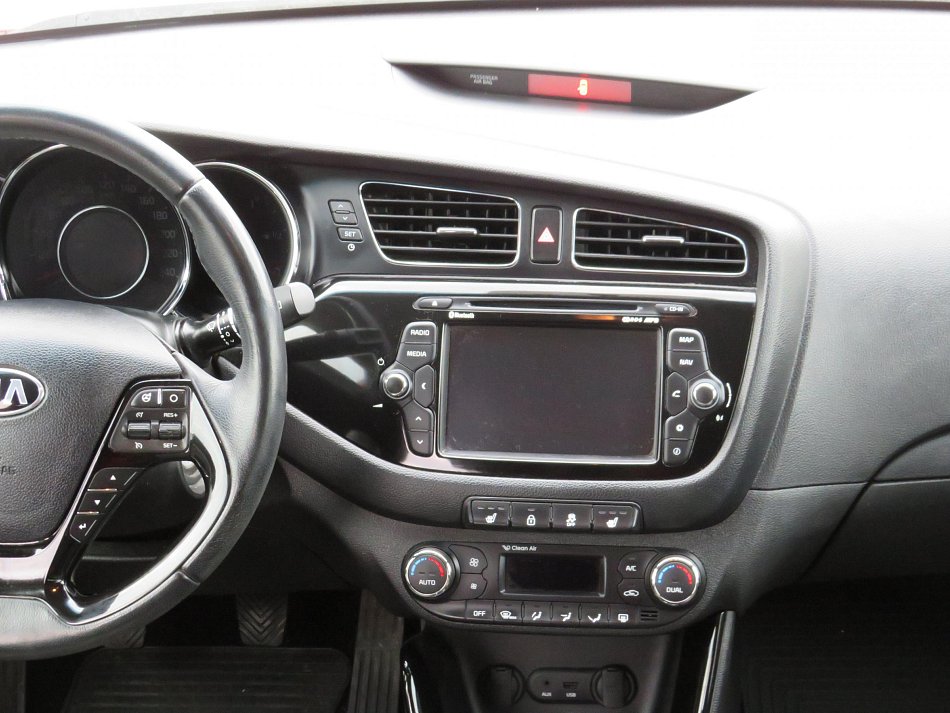 Kia Ceed 1.6 GDi 