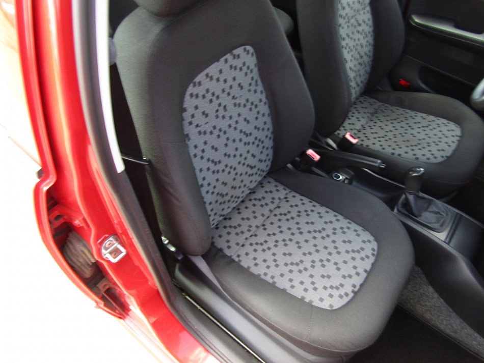 Škoda Fabia II 1.2i 