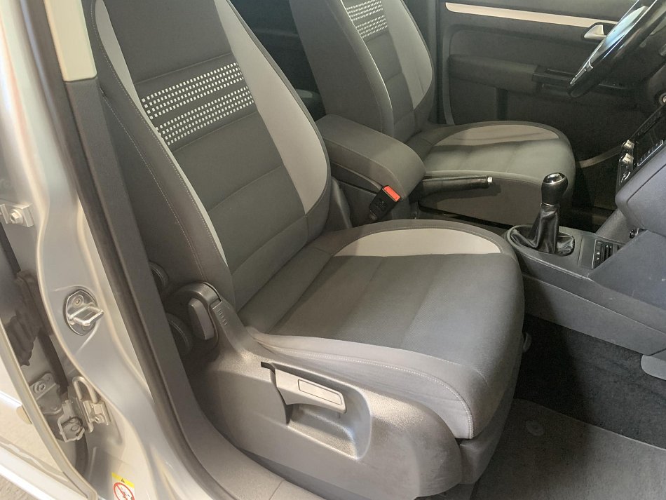 Volkswagen Touran 1.6 TDi 