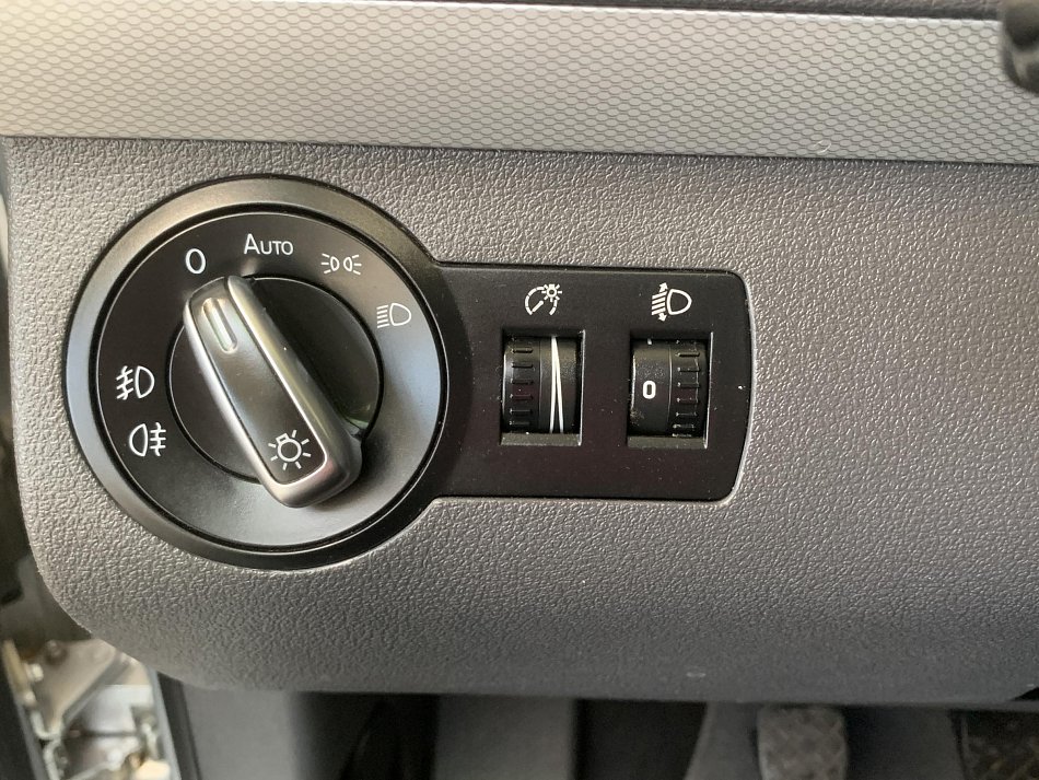 Volkswagen Touran 1.6 TDi 