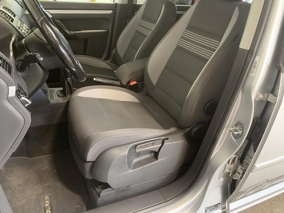Volkswagen Touran 1.6 TDi 