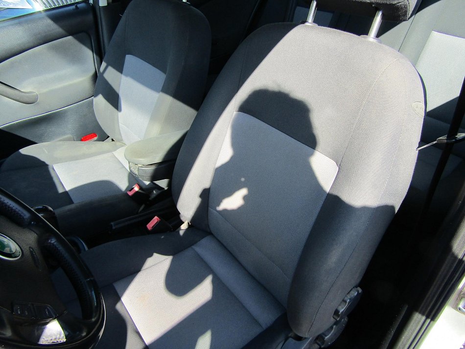 Škoda Octavia 2.0i 