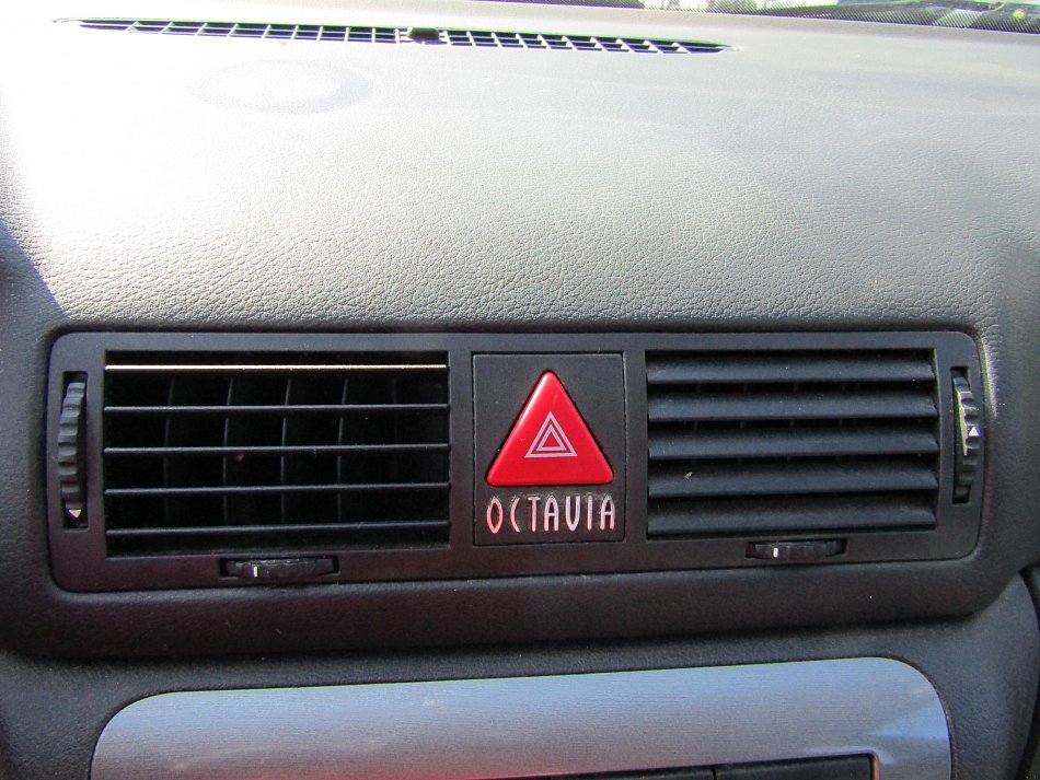 Škoda Octavia 2.0i 
