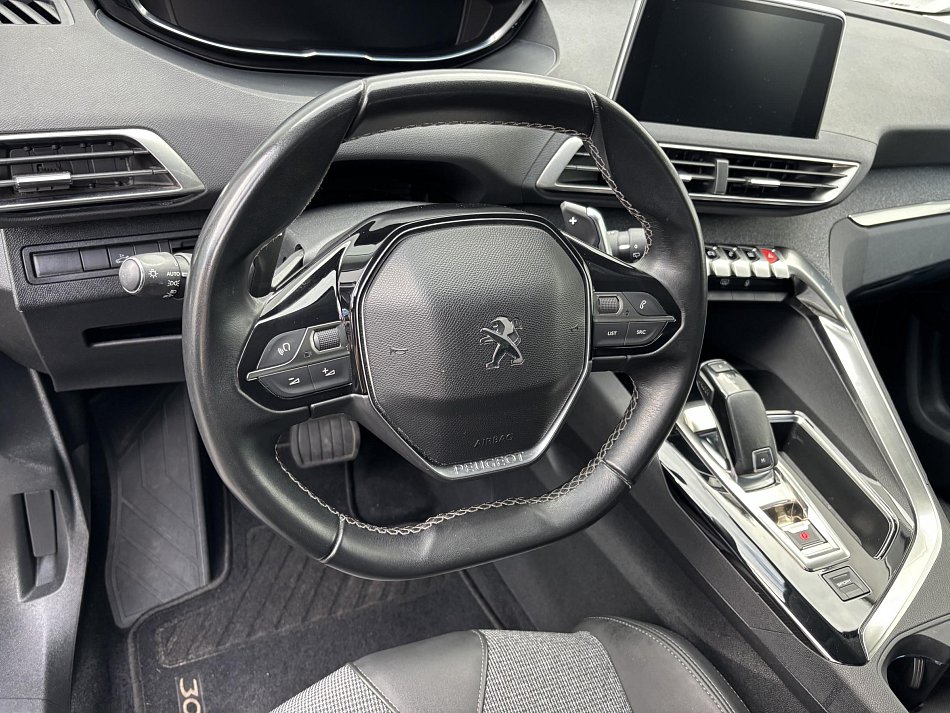 Peugeot 3008 1.2 PT Allure