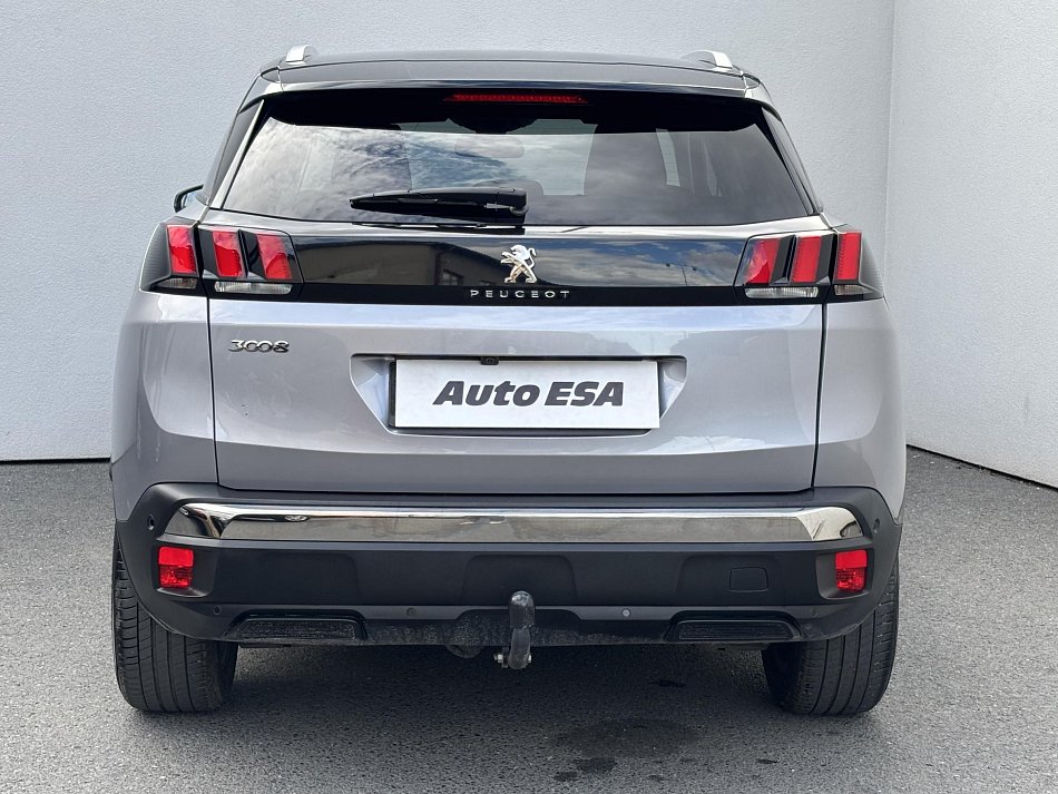 Peugeot 3008 1.2 PT Allure