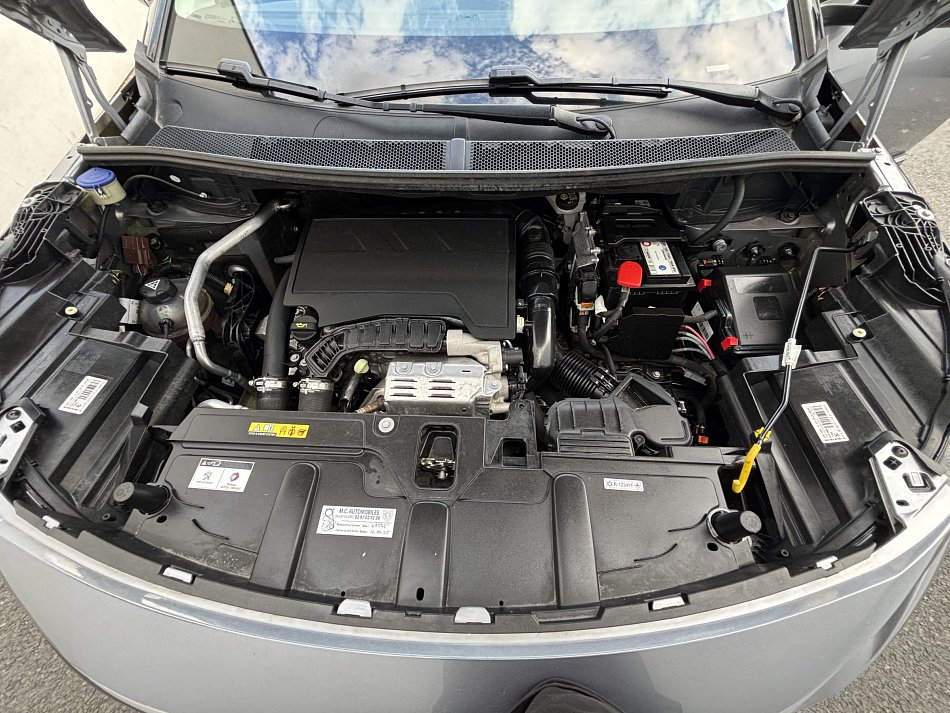 Peugeot 3008 1.2 PT Allure