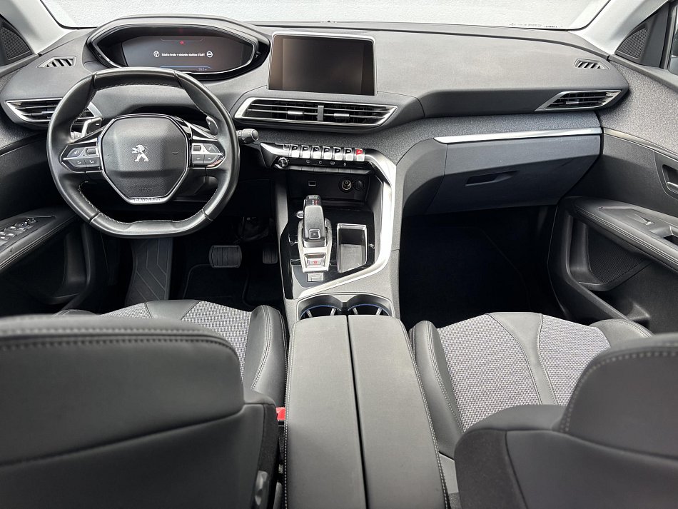 Peugeot 3008 1.2 PT Allure