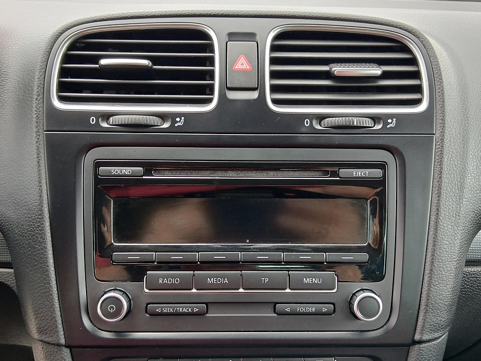 Volkswagen Golf 1.6 TDi STYLE
