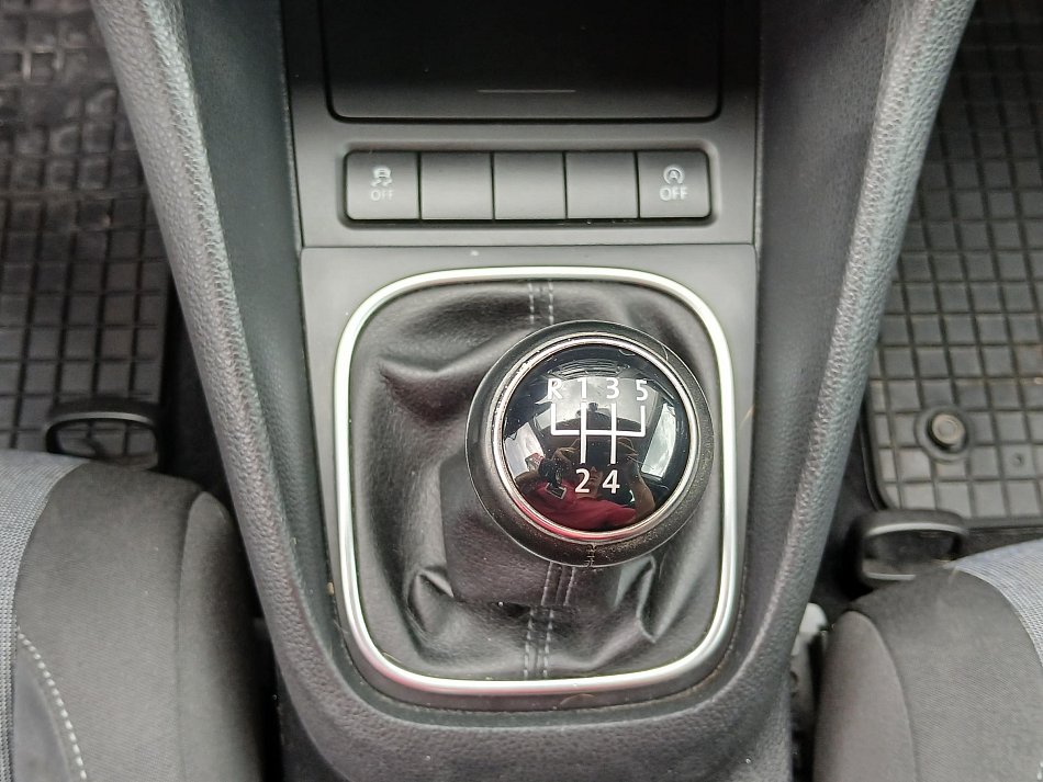 Volkswagen Golf 1.6 TDi STYLE