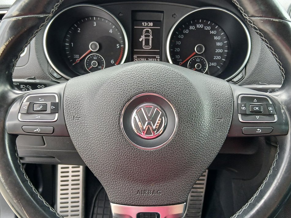 Volkswagen Golf 1.6 TDi STYLE