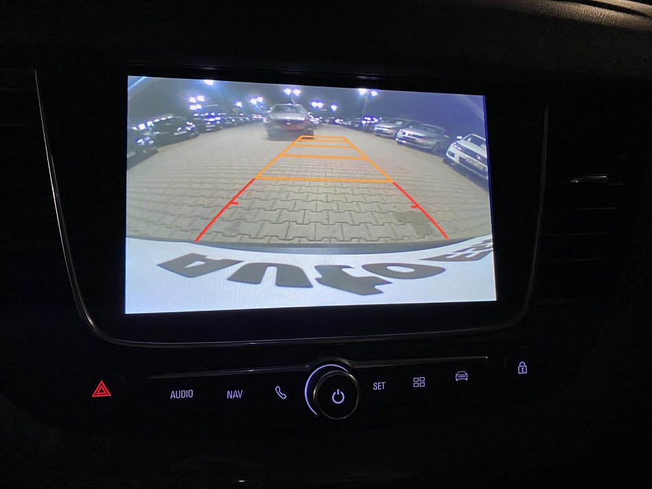 Opel Crossland X 1.2T Innovation