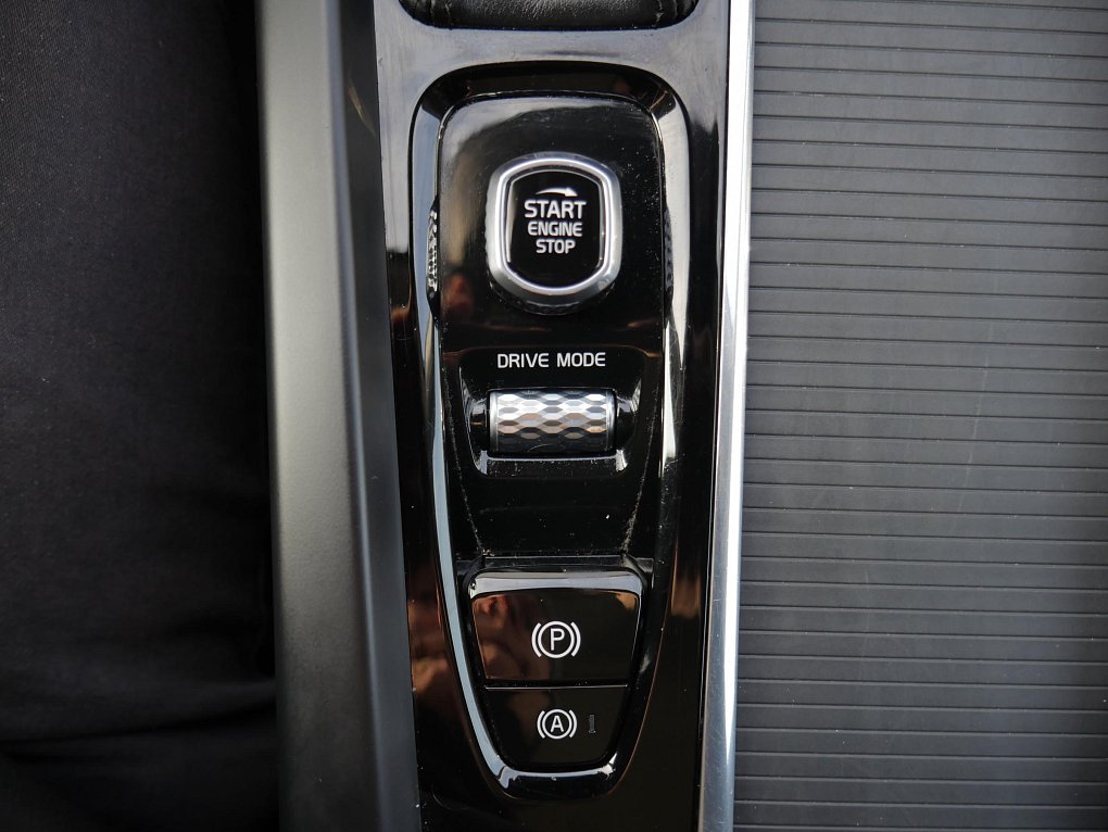 Volvo XC60 2.0 D4 Momentum