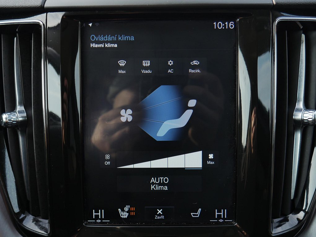 Volvo XC60 2.0 D4 Momentum