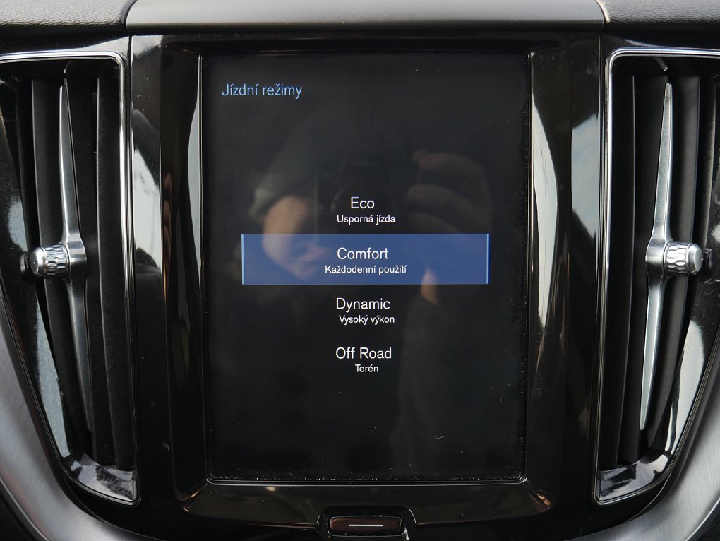 Volvo XC60 2.0 D4 Momentum