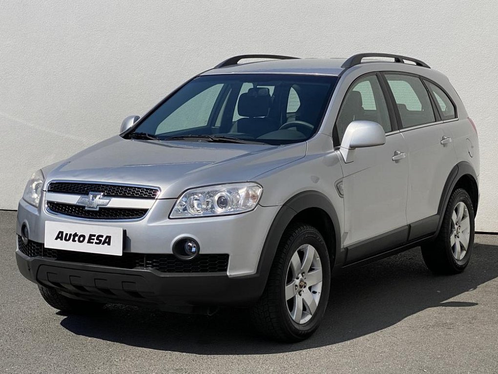 Chevrolet Captiva 2.4i 