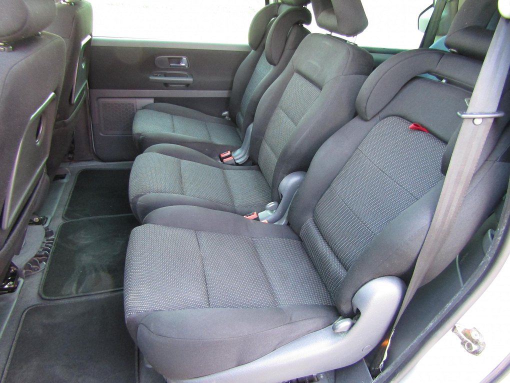 Seat Alhambra 2.0 TDi  7míst