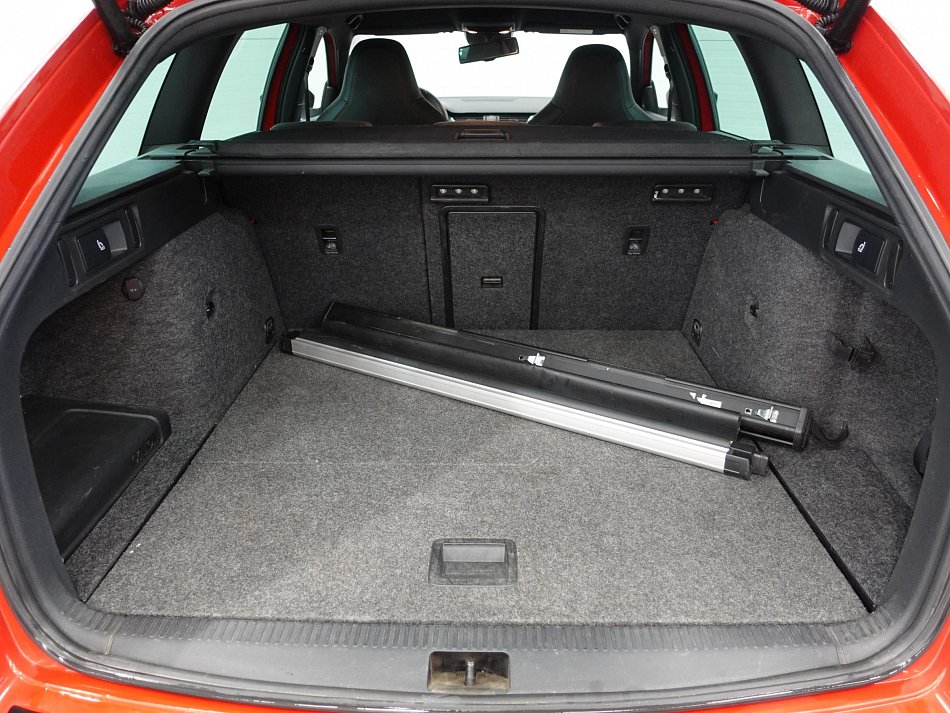 Škoda Octavia III 2.0 TDi RS