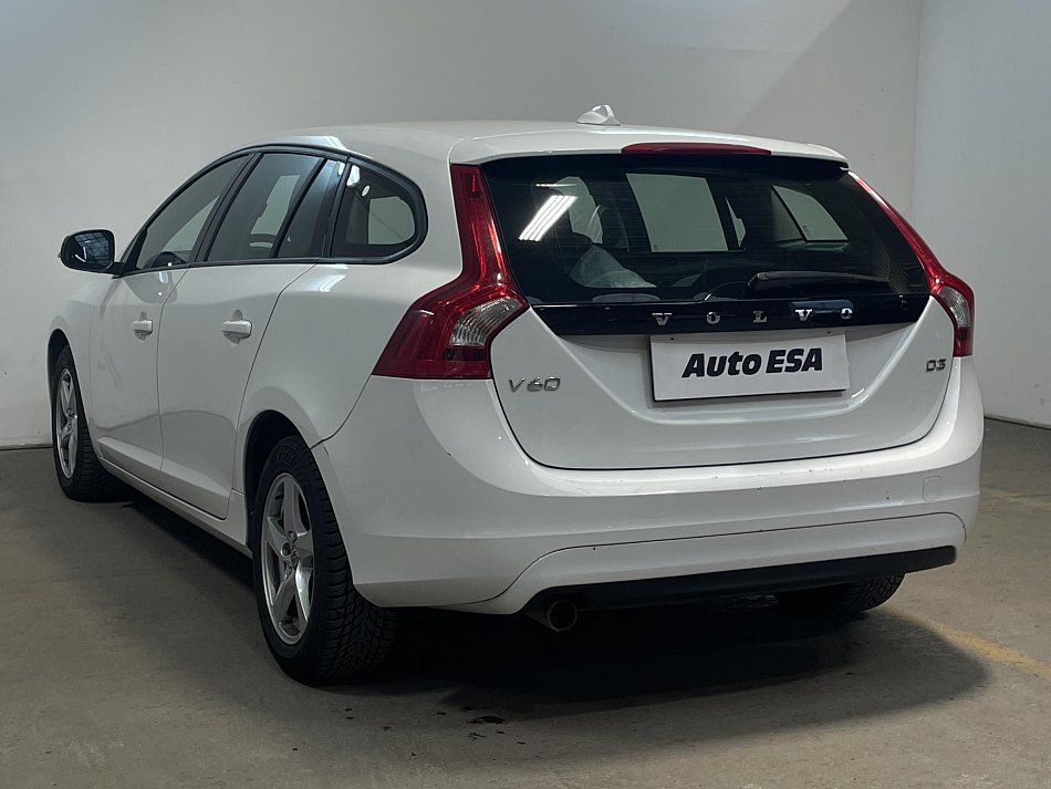 Volvo V60 2.0D 