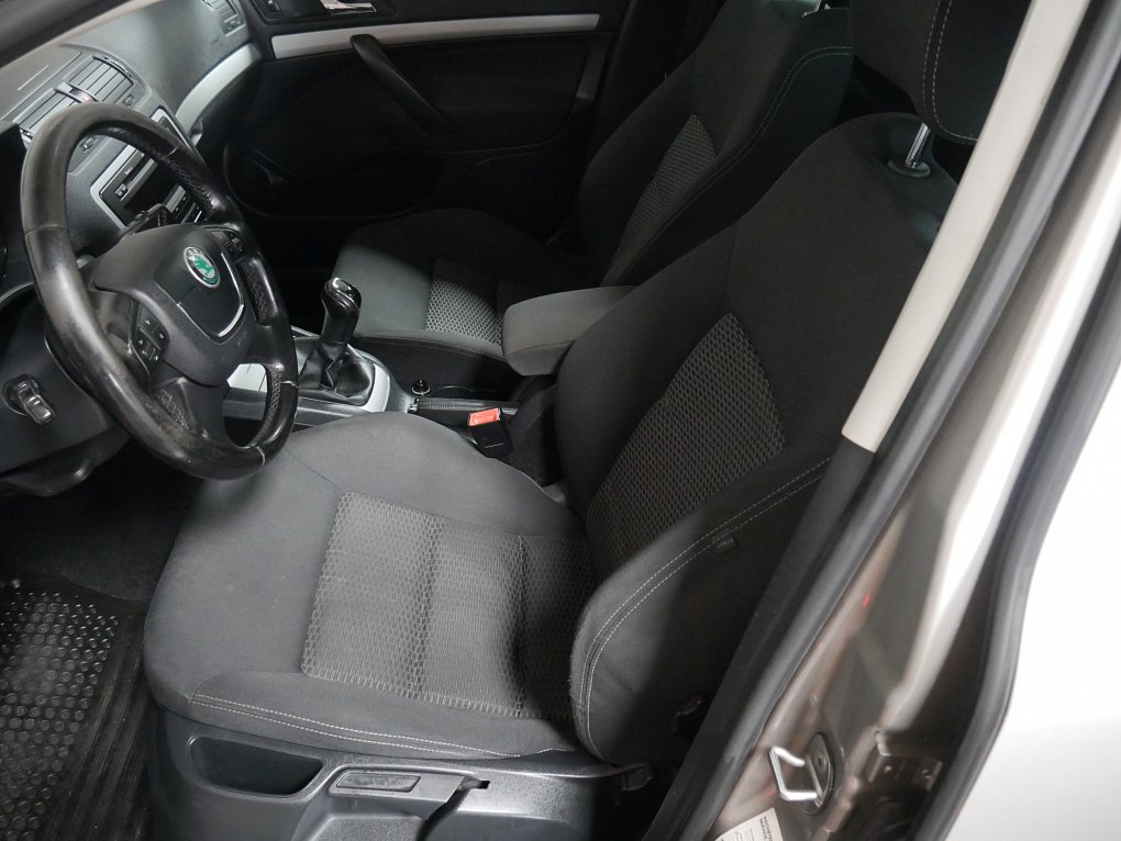Škoda Octavia II 1.6 TDi 
