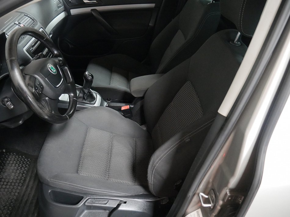 Škoda Octavia II 1.6 TDi 