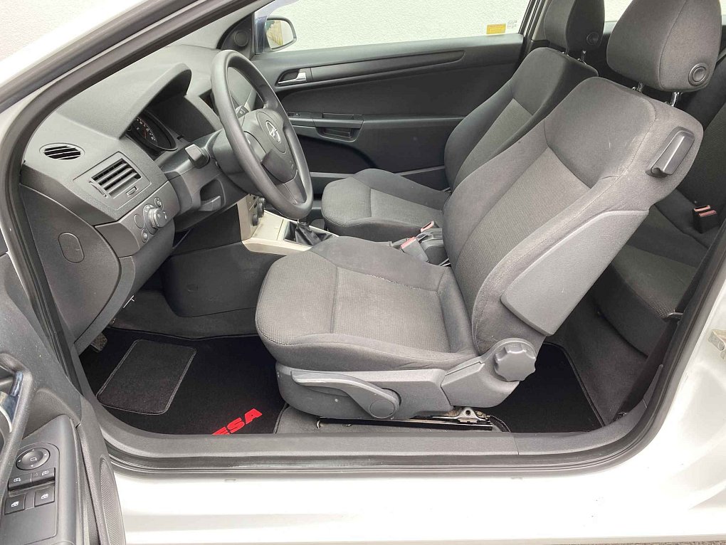 Opel Astra 1.4i 