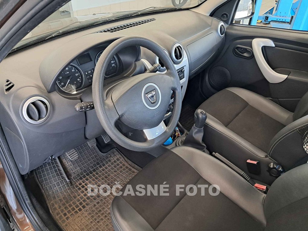 Dacia Sandero 1.6i 