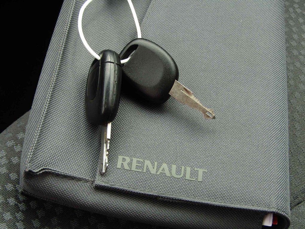 Renault Clio 1.2i 