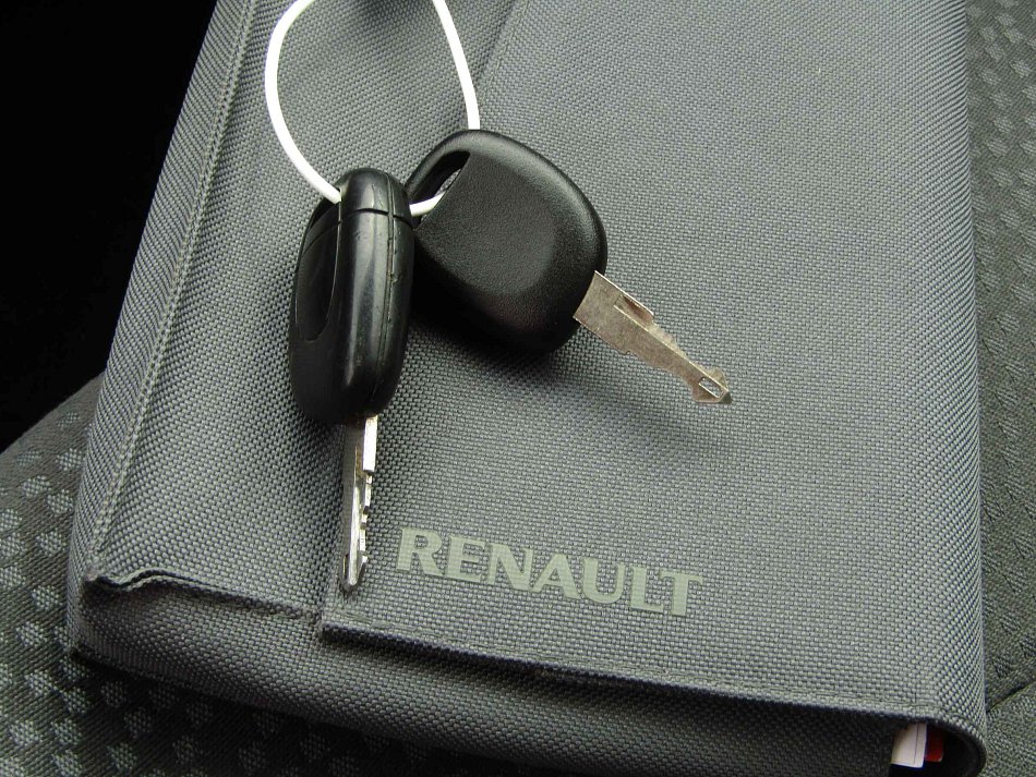 Renault Clio 1.2i 