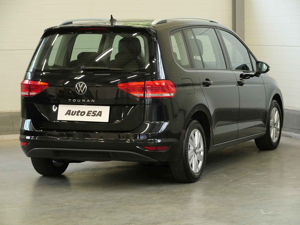 Volkswagen Touran 2.0TDi 