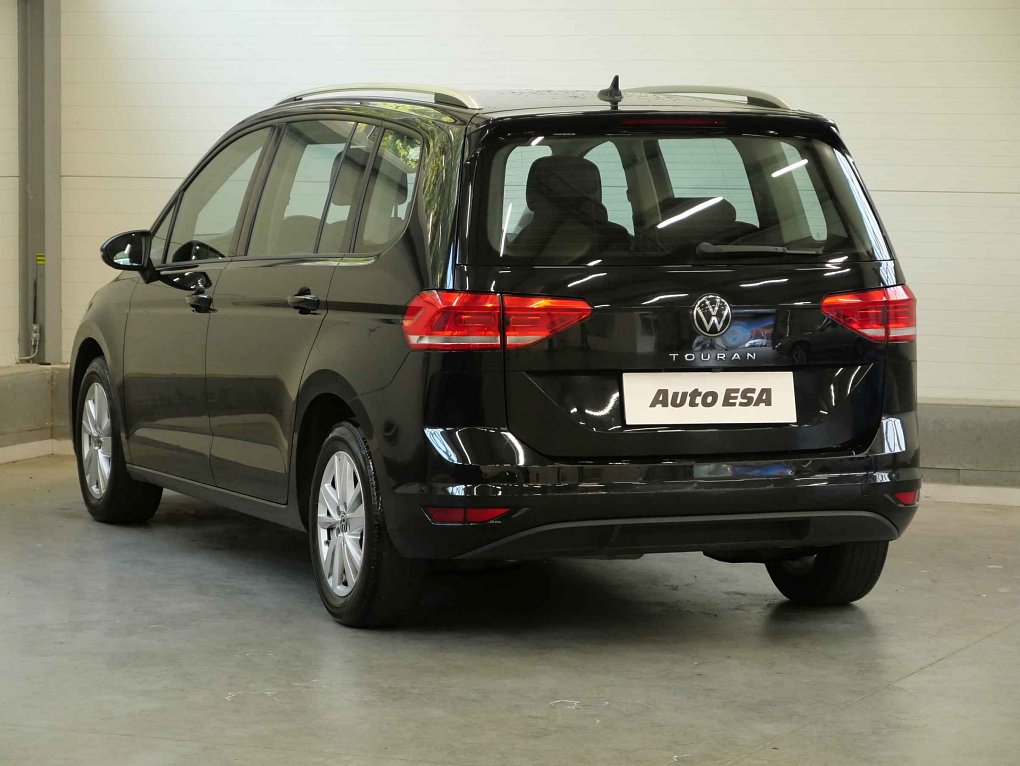 Volkswagen Touran 2.0TDi 