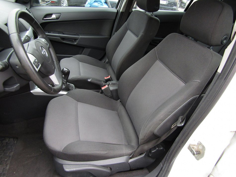 Opel Astra 1.4i 
