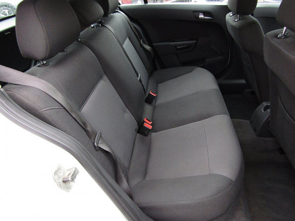Opel Astra 1.4i 