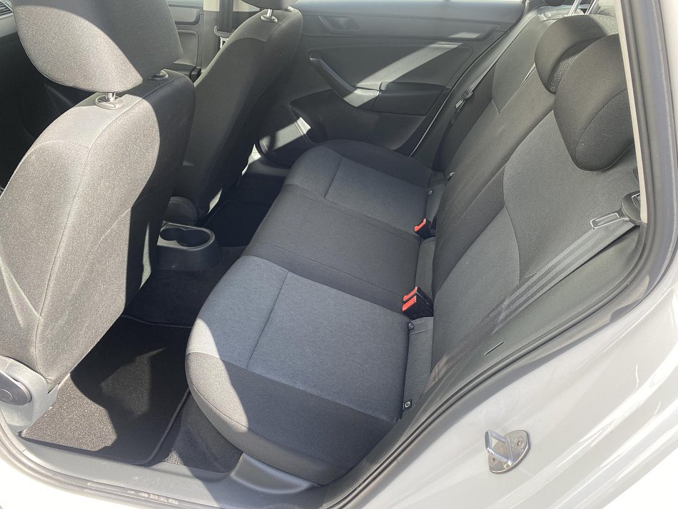 Škoda Rapid 1.2i Active
