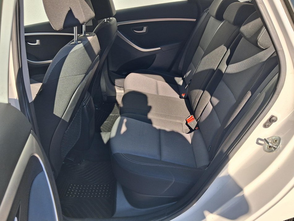 Hyundai I30 1.4i LPG 