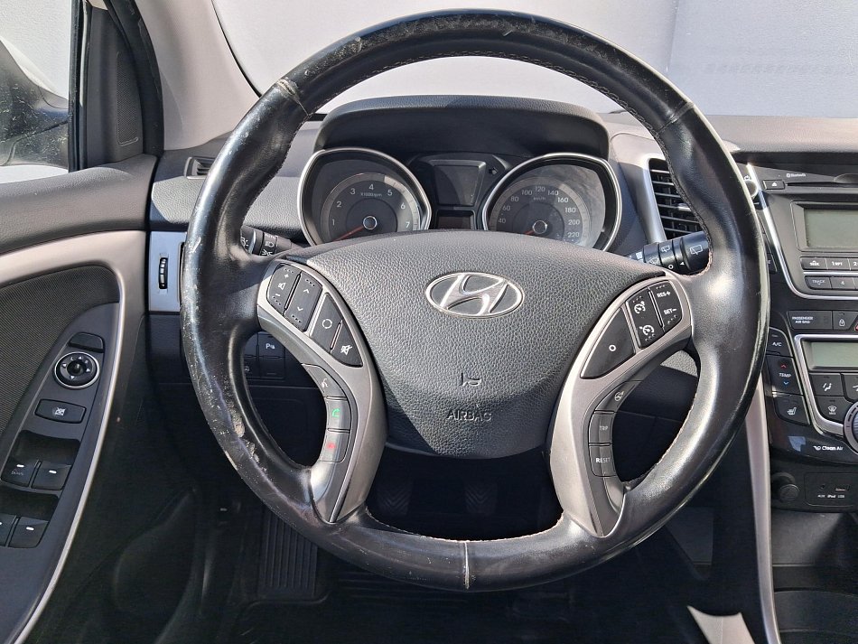 Hyundai I30 1.4i LPG 