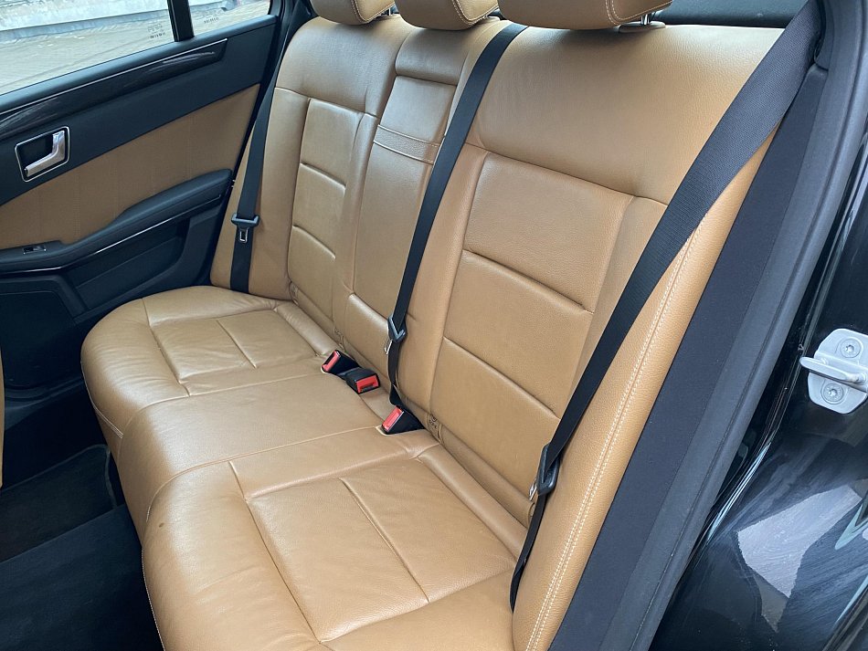 Mercedes-Benz Třída E 2.2 CDi  250
