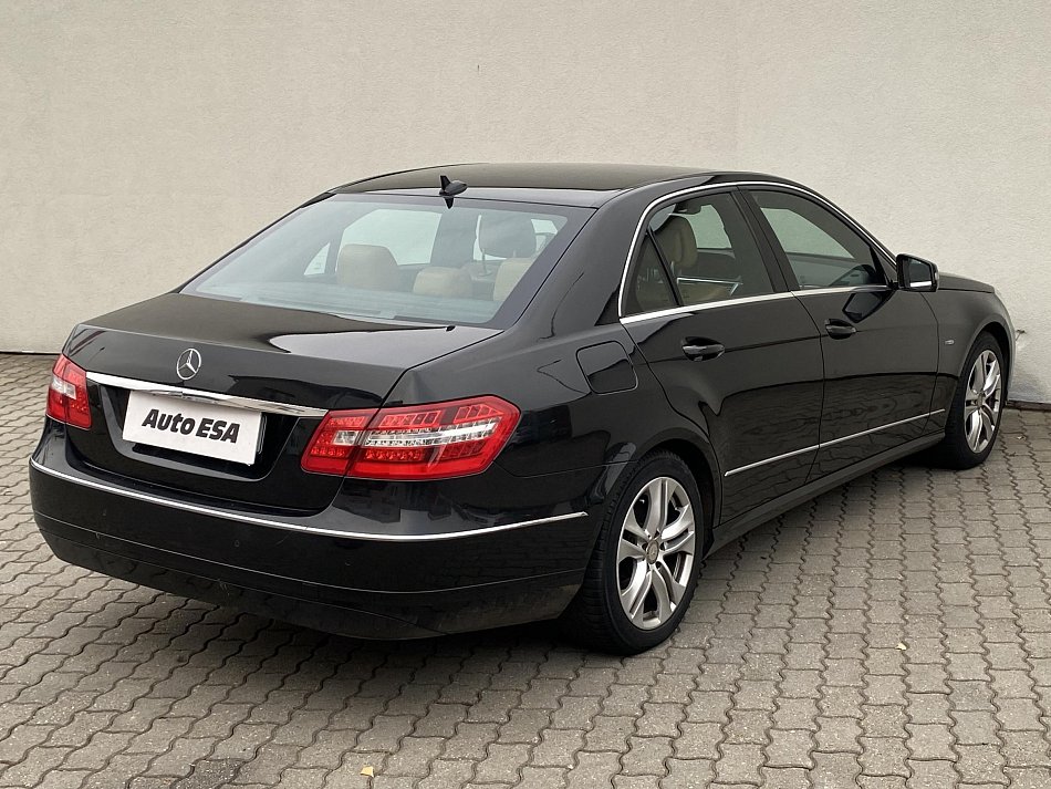 Mercedes-Benz Třída E 2.2 CDi  250