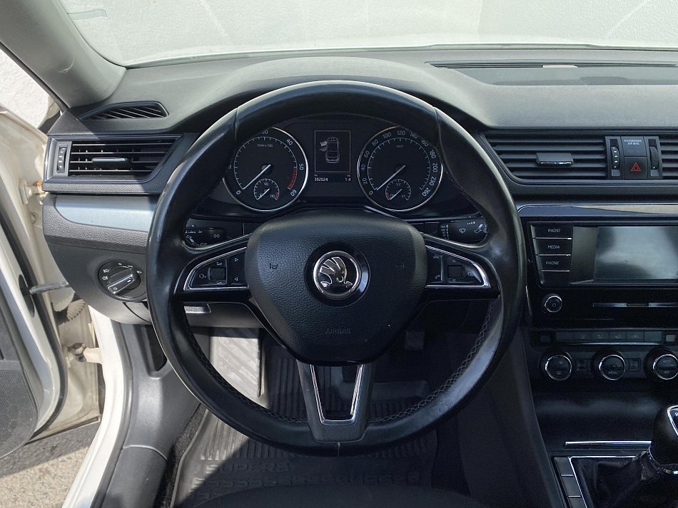 Škoda Superb III 2.0 TDi Active