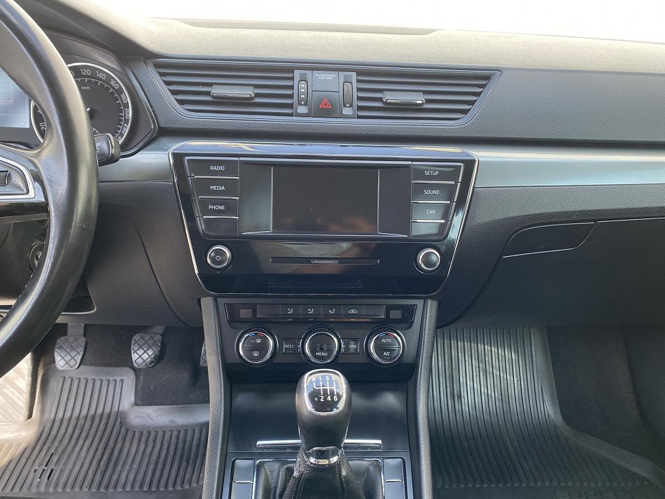 Škoda Superb III 2.0 TDi Active
