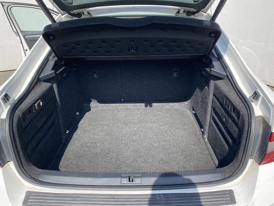 Škoda Superb III 2.0 TDi Active
