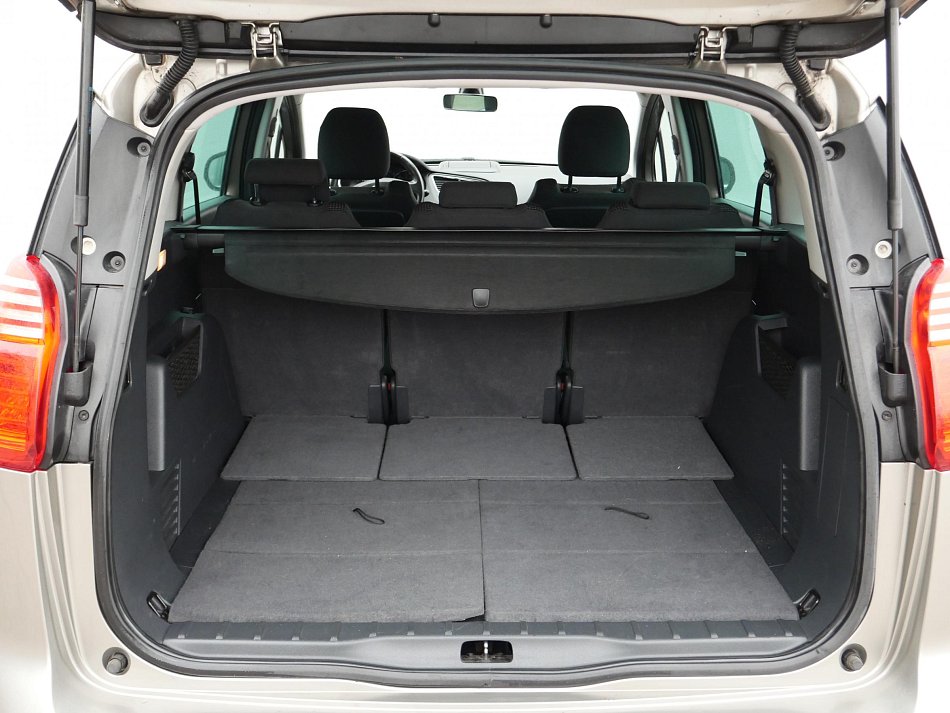 Peugeot 5008 1.6 HDi 