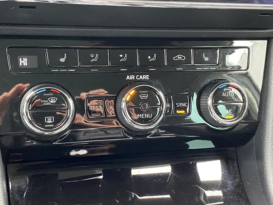 Škoda Superb III 2.0 TDi Style 4x4