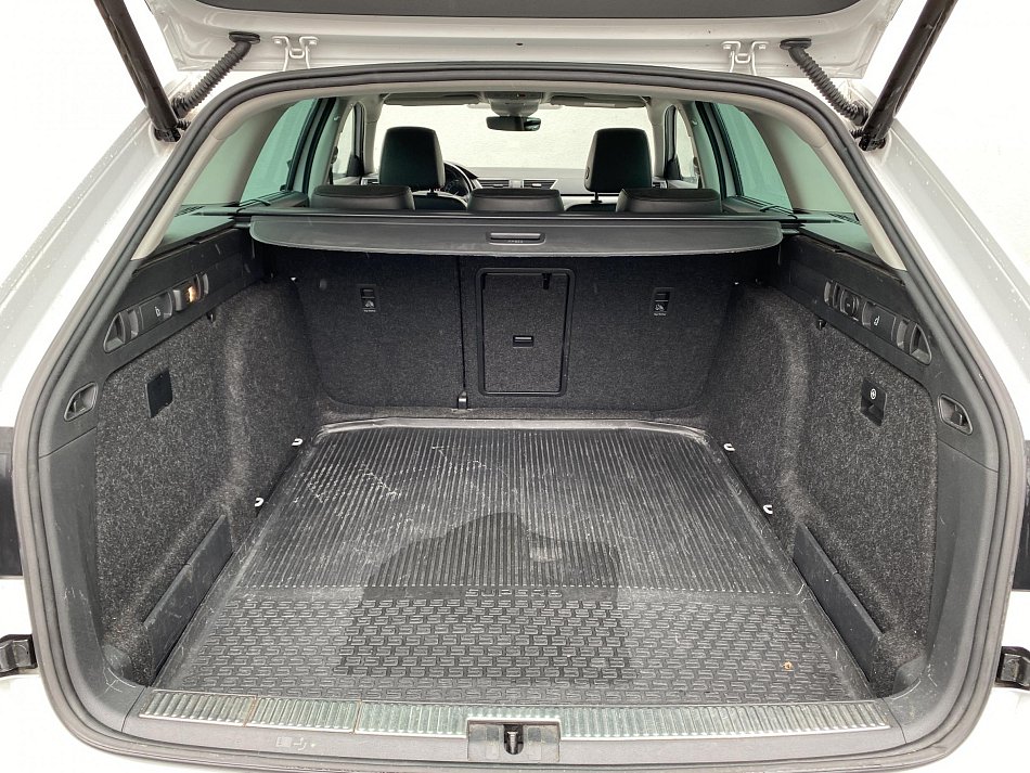 Škoda Superb III 2.0 TDi Style 4x4