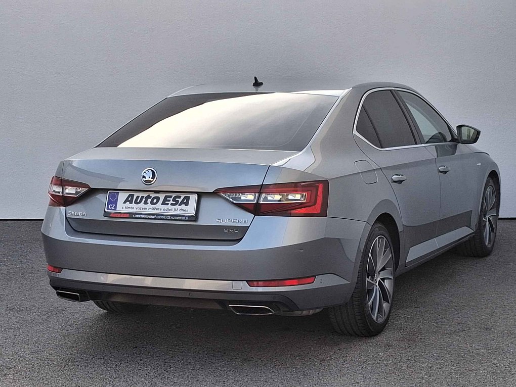 Škoda Superb III 2.0TSI  4x4