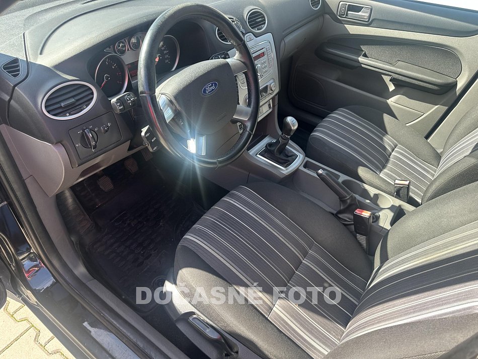 Ford Focus 1.6i 