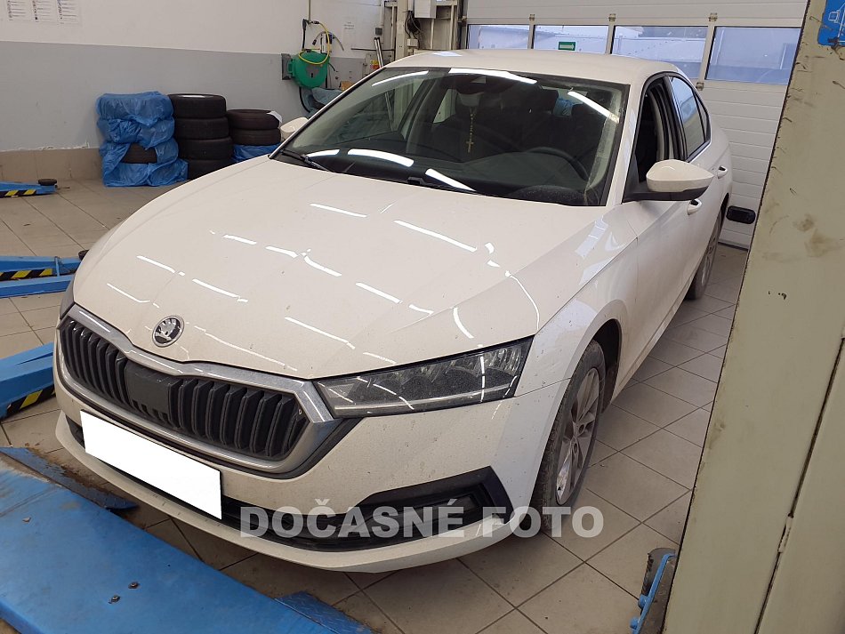 Škoda Octavia IV 1.5TSi Ambition