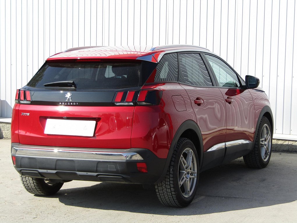 Peugeot 3008 1.2 PT Allure
