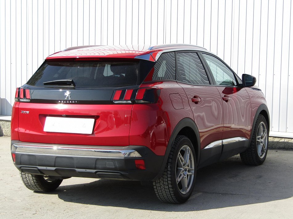 Peugeot 3008 1.2 PT Allure