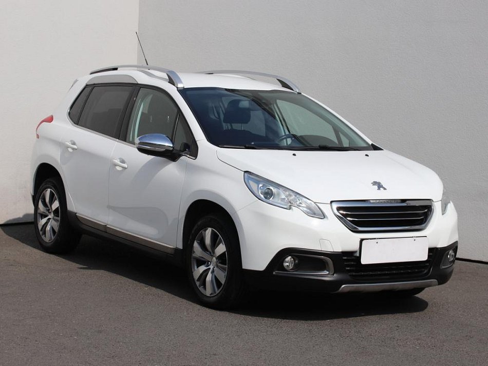 Peugeot 2008 1.2 VTi Allure