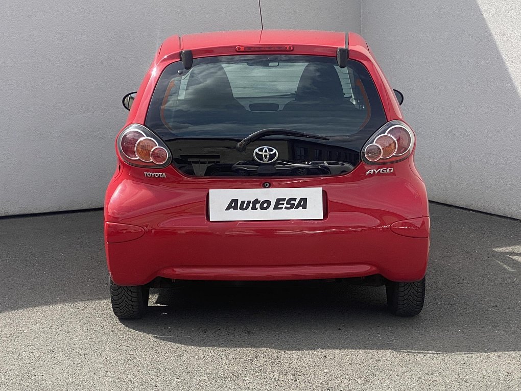 Toyota Aygo 1.0i 